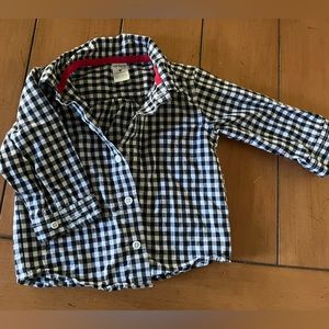 Carter’s button up checkered black and white shirt